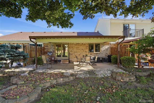 18160 Raleigh Square Drive, Southgate, MI 48195