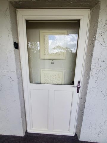 3940 Inverrary Boulevard 402A, Lauderhill, FL 33319