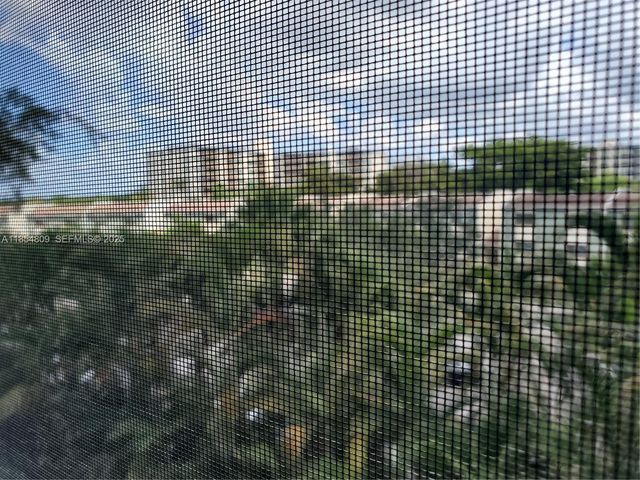 3940 Inverrary Boulevard 402A, Lauderhill, FL 33319