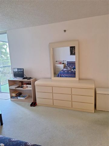 3940 Inverrary Boulevard 402A, Lauderhill, FL 33319