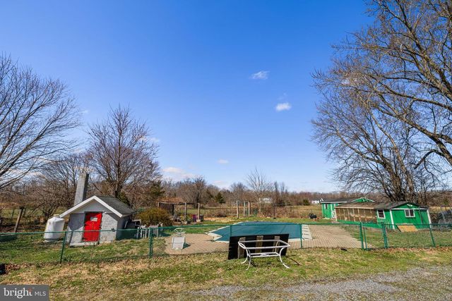 250 FRIENDSHIP RD, Buena, NJ 08310