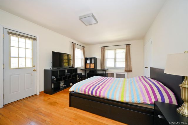 223-14 Kingsbury Avenue, Oakland Gardens, NY 11364