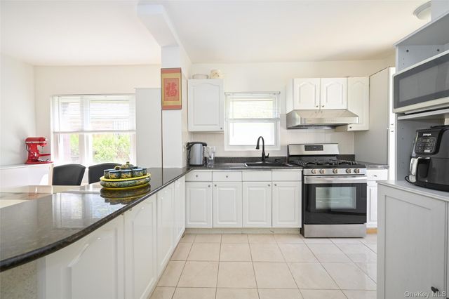 223-14 Kingsbury Avenue, Oakland Gardens, NY 11364