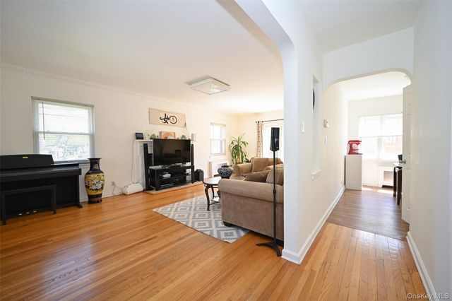 223-14 Kingsbury Avenue, Oakland Gardens, NY 11364