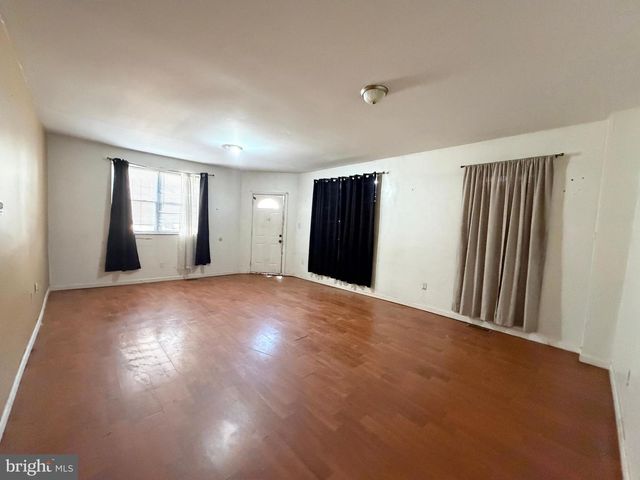 1501 S DOVER ST, Philadelphia, PA 19146