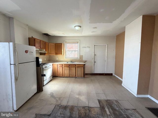 1501 S DOVER ST, Philadelphia, PA 19146