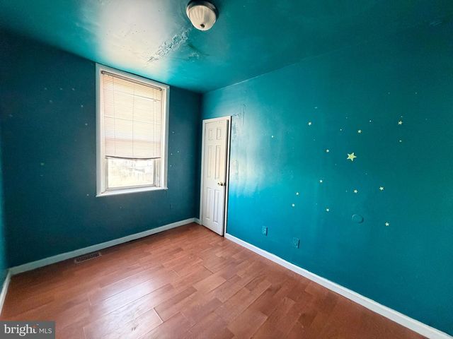 1501 S DOVER ST, Philadelphia, PA 19146