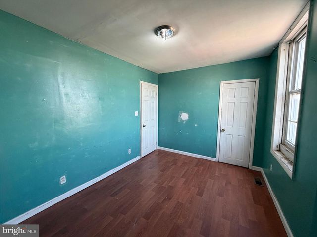 1501 S DOVER ST, Philadelphia, PA 19146