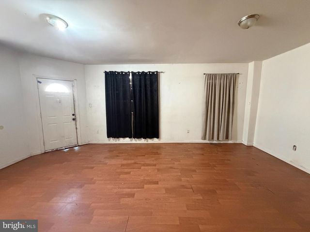 1501 S DOVER ST, Philadelphia, PA 19146