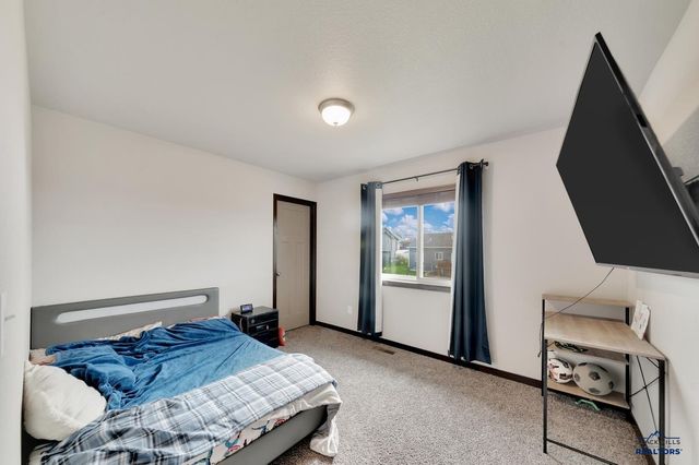 5317 SILVERTON ST, Rapid City, SD 57703