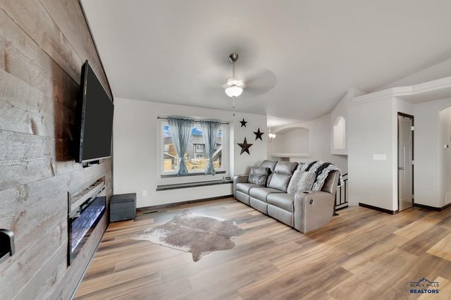 5317 SILVERTON ST, Rapid City, SD 57703