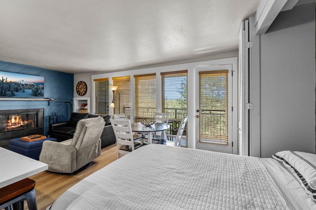 18575 SW Century Drive # 660, Bend, OR 97702