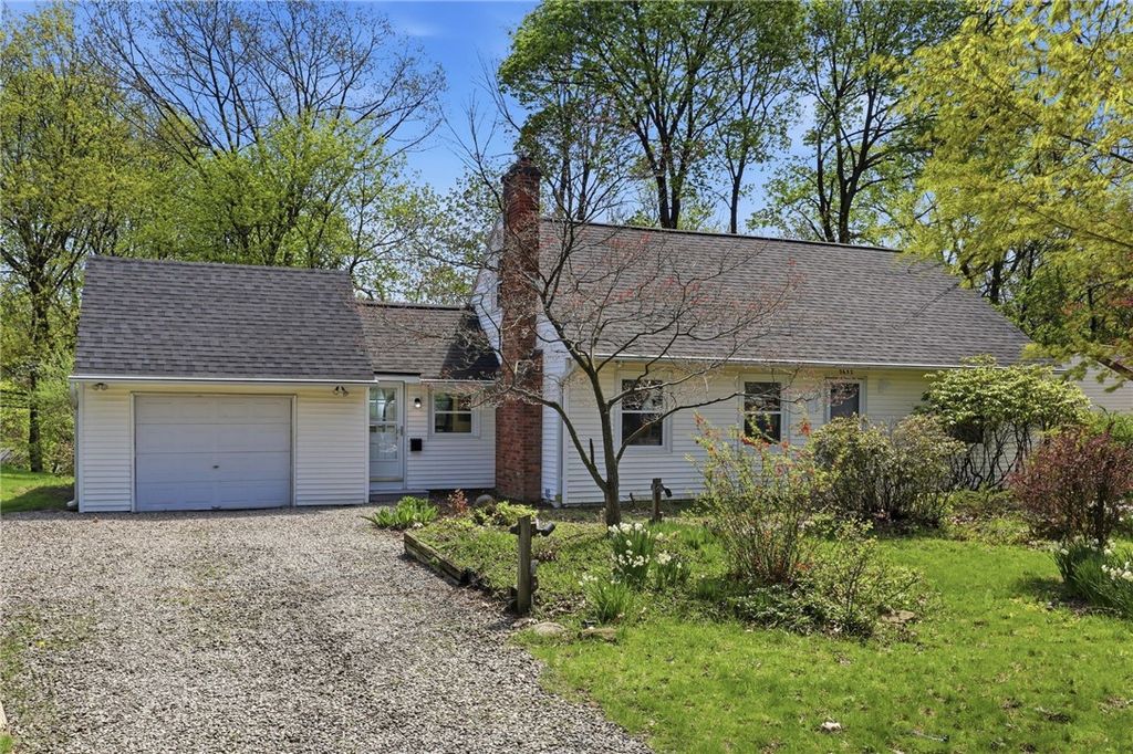 2632 Oakview Drive, Irondequoit, NY 14617