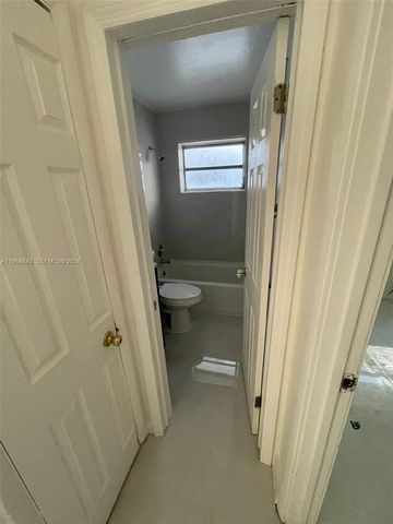 505 N 24th Ave 1, Hollywood, FL 33020