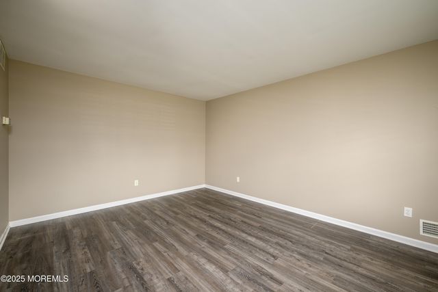 1663 Copperfield Lane, Toms River, NJ 08755