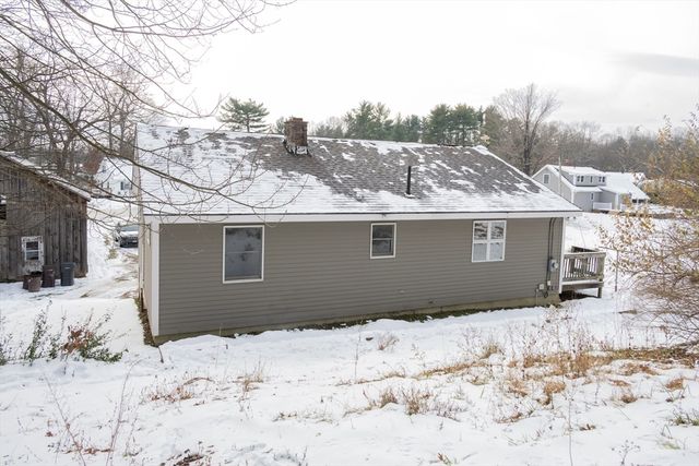 163 Prospect St Ext, Westfield, MA 01085