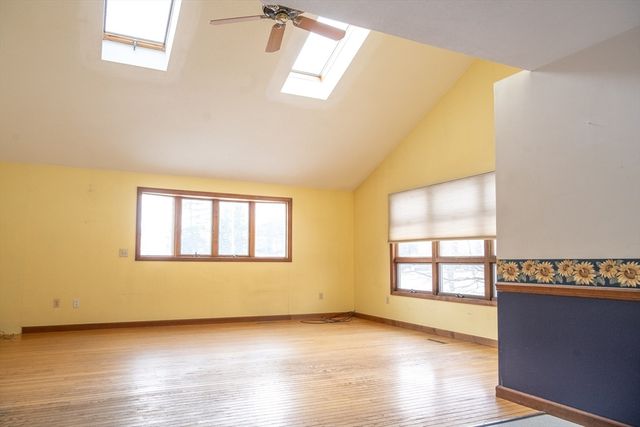 163 Prospect St Ext, Westfield, MA 01085