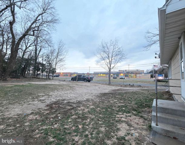 242 BELMONT AVE, Bridgeton, NJ 08302