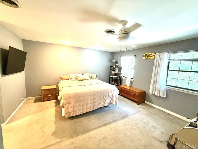 164 Somerset Drive, Suffern, NY 10901