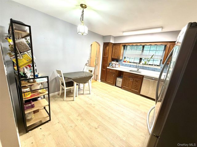 164 Somerset Drive, Suffern, NY 10901
