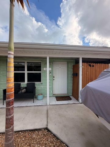 175 E 24TH Street, Riviera Beach, FL 33404