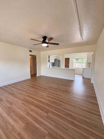 175 E 24TH Street, Riviera Beach, FL 33404