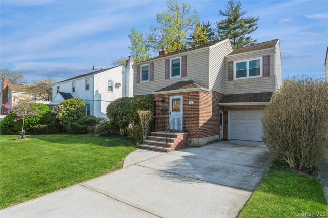 211 Norfeld Boulevard, Elmont, NY 11003