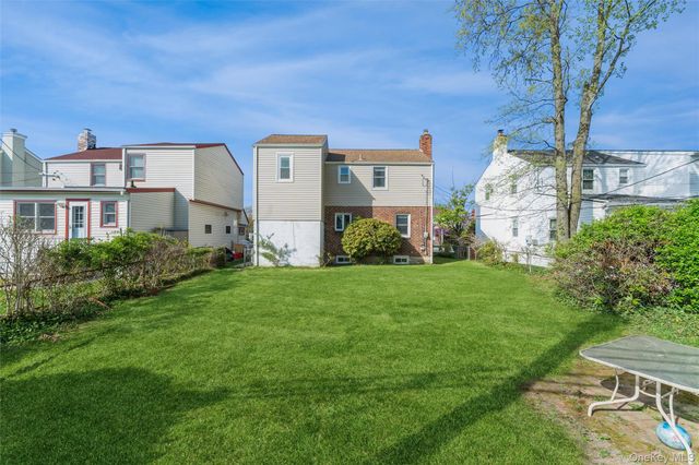 211 Norfeld Boulevard, Elmont, NY 11003
