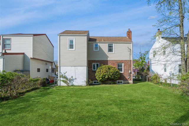 211 Norfeld Boulevard, Elmont, NY 11003