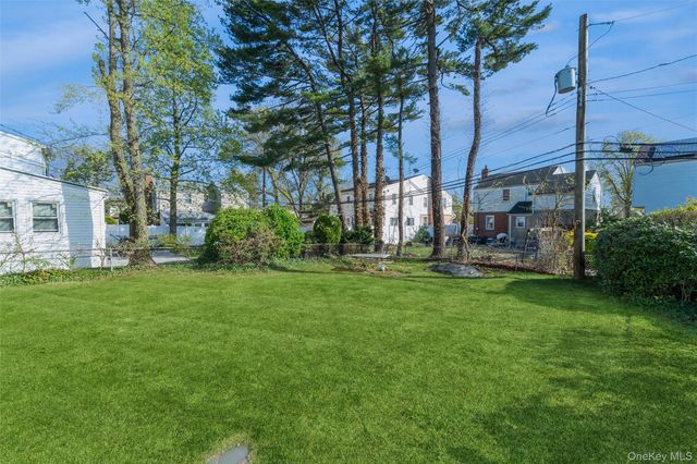 211 Norfeld Boulevard, Elmont, NY 11003
