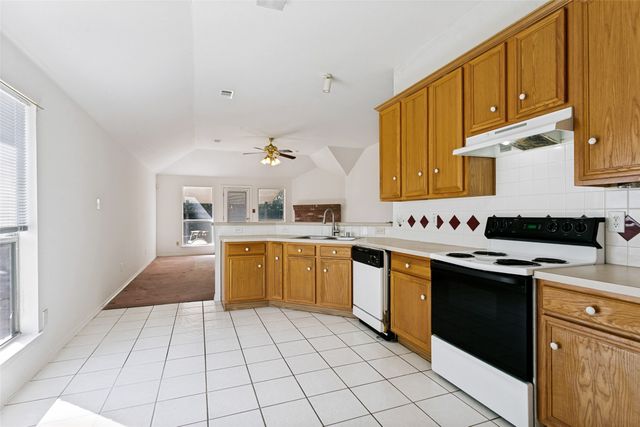 5312 Paulie Drive, Denton, TX 76208
