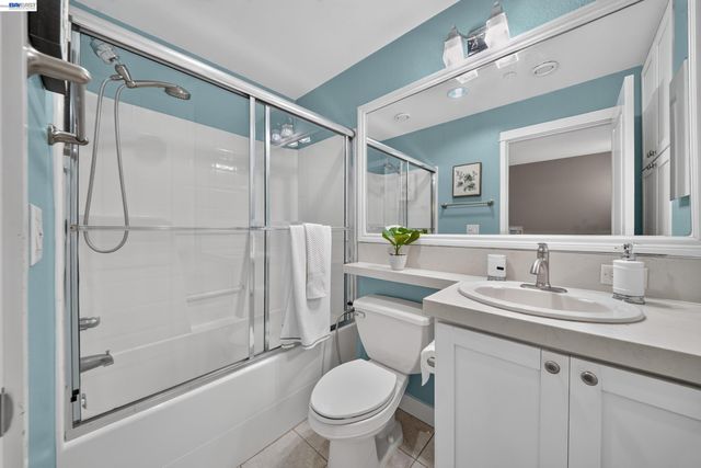 206 Grayson Ter, San Jose, CA 95126