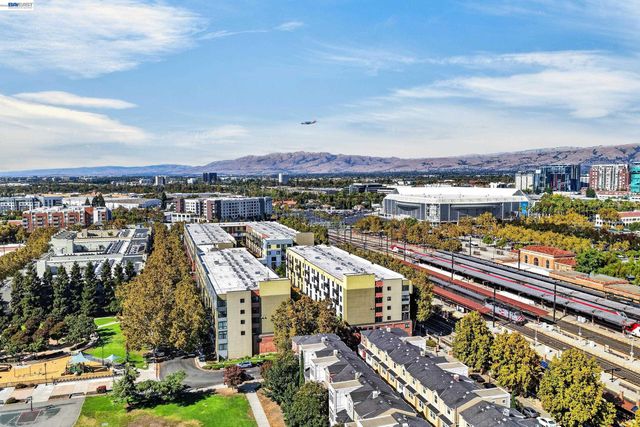 206 Grayson Ter, San Jose, CA 95126