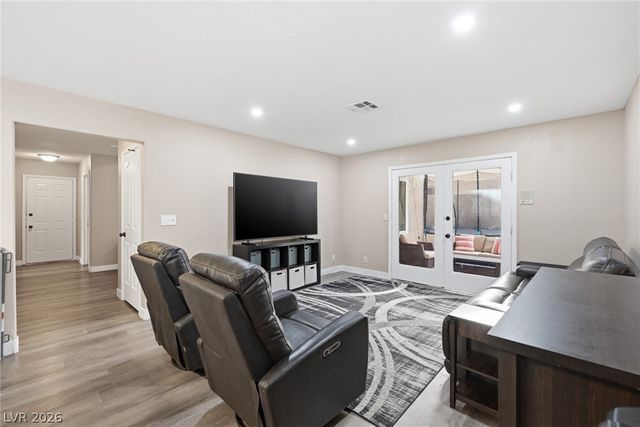 7632 Oyster Cove Drive, Las Vegas, NV 89128