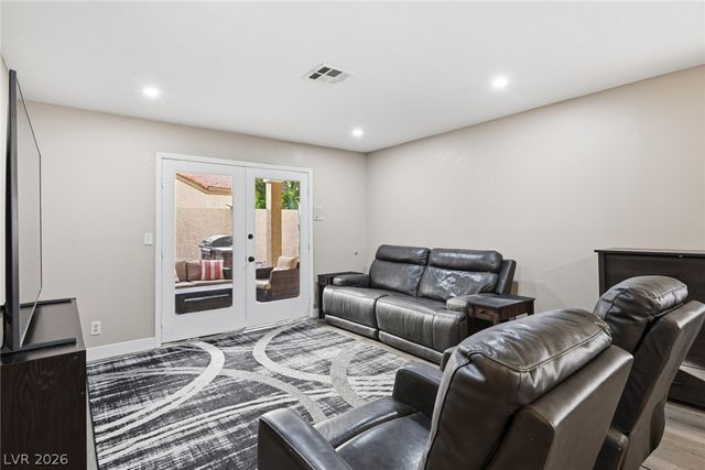 7632 Oyster Cove Drive, Las Vegas, NV 89128