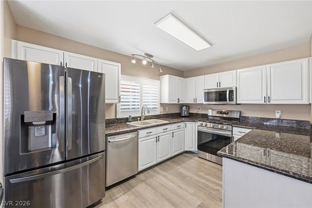 7632 Oyster Cove Drive, Las Vegas, NV 89128