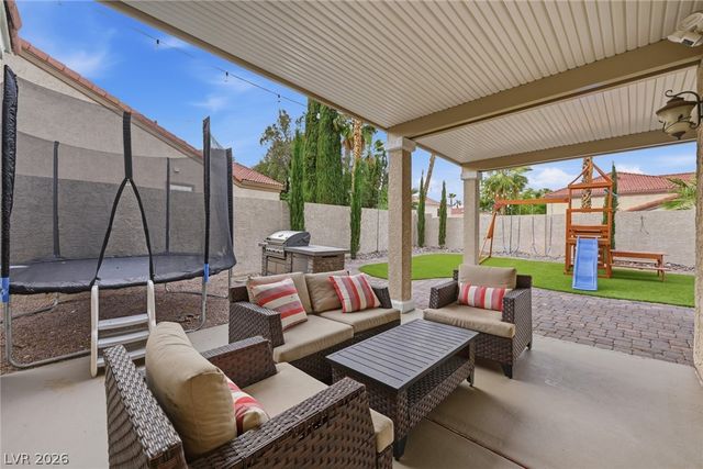 7632 Oyster Cove Drive, Las Vegas, NV 89128