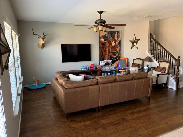 779 Hometown PKWY, Kyle, TX 78640