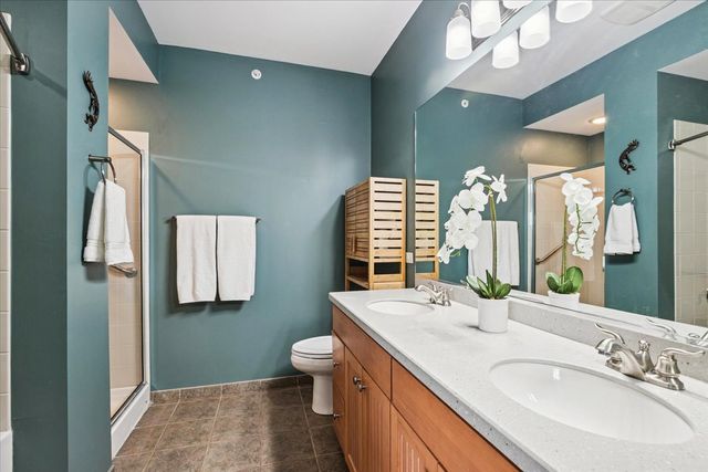 977 Harris Road 34, Grayslake, IL 60030