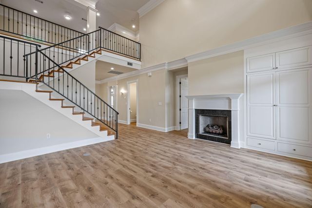 38 Emerald Row, Hattiesburg, MS 39402