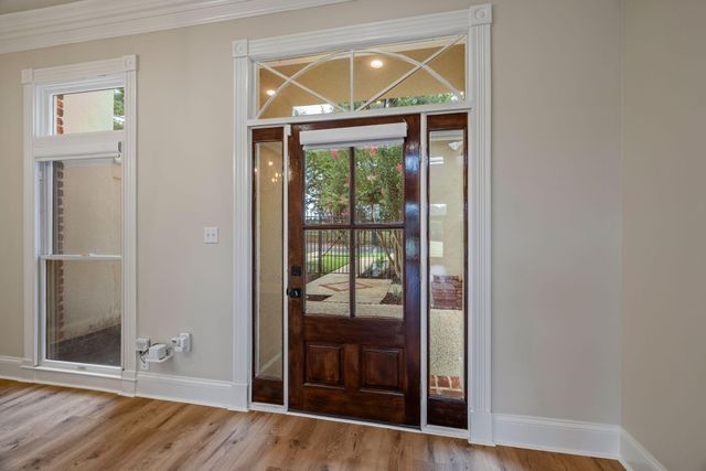 38 Emerald Row, Hattiesburg, MS 39402