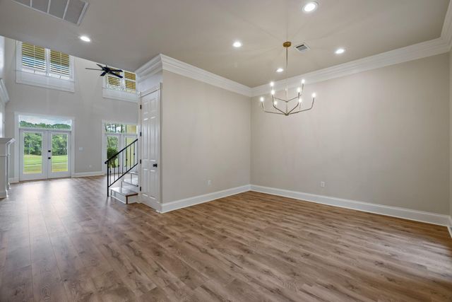 38 Emerald Row, Hattiesburg, MS 39402
