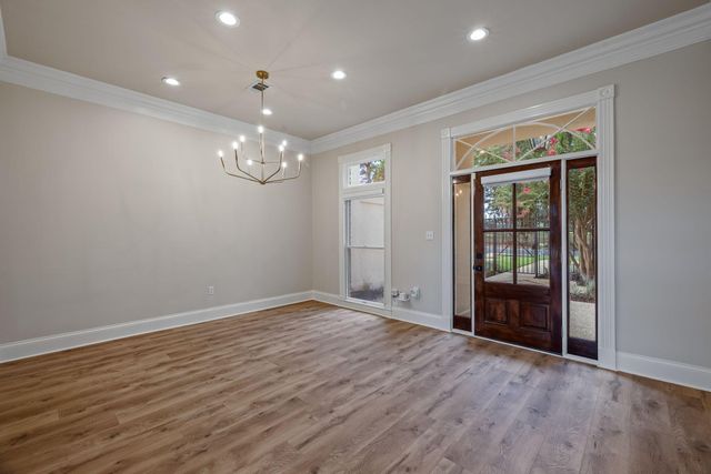38 Emerald Row, Hattiesburg, MS 39402