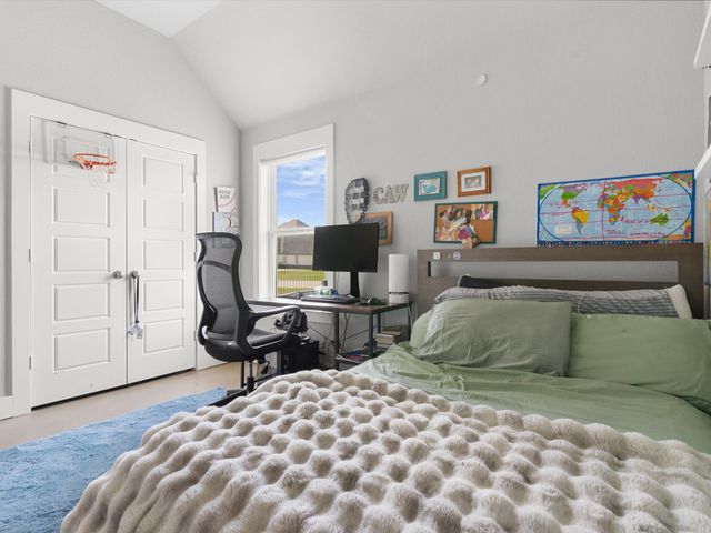 1515 Horseshoe Court, Justin, TX 76247