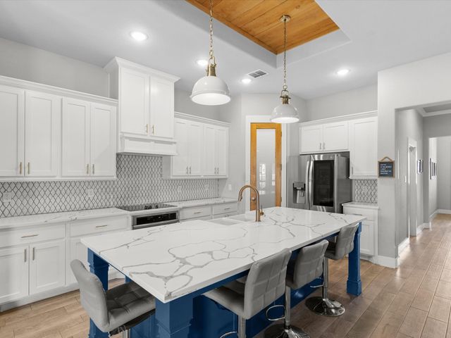 1515 Horseshoe Court, Justin, TX 76247