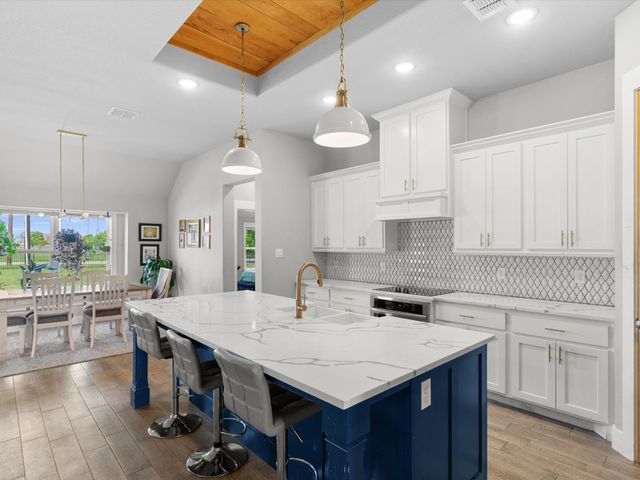 1515 Horseshoe Court, Justin, TX 76247