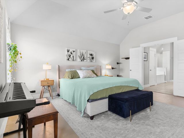 1515 Horseshoe Court, Justin, TX 76247