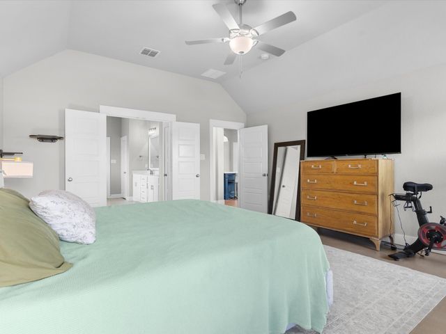 1515 Horseshoe Court, Justin, TX 76247