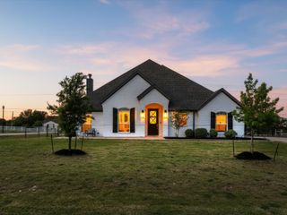 1515 Horseshoe Court, Justin, TX 76247