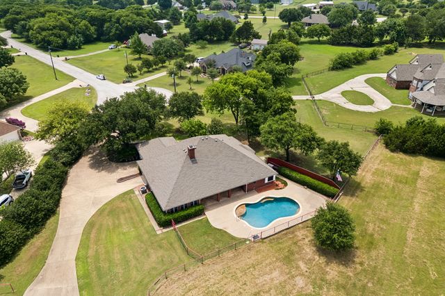 4210 Whitehead Road, Midlothian, TX 76065